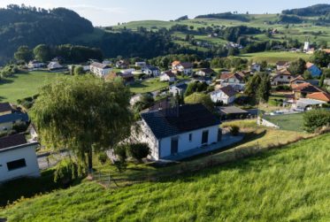 À La Roche - Une villa atypique au pied de La Berra, avec une vue splendide !