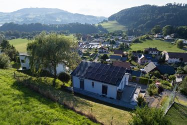 À La Roche - Une villa atypique au pied de La Berra, avec une vue splendide !