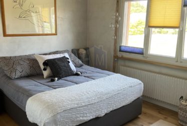 Villa de 7 ½ pièces dans un cadre idyllique à 1783 Barberêche